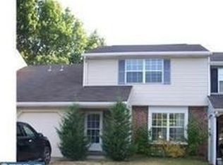 122 Stratton Ln, Mount Laurel, NJ 08054