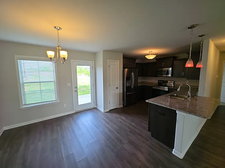 121 Hulsey Ln #1 — Photo 4