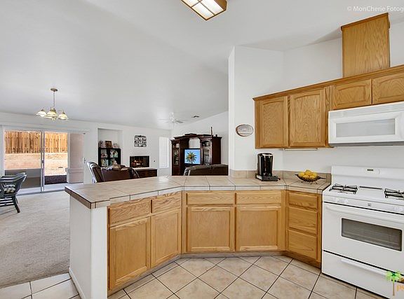 3rd image of 13765 Hidalgo St