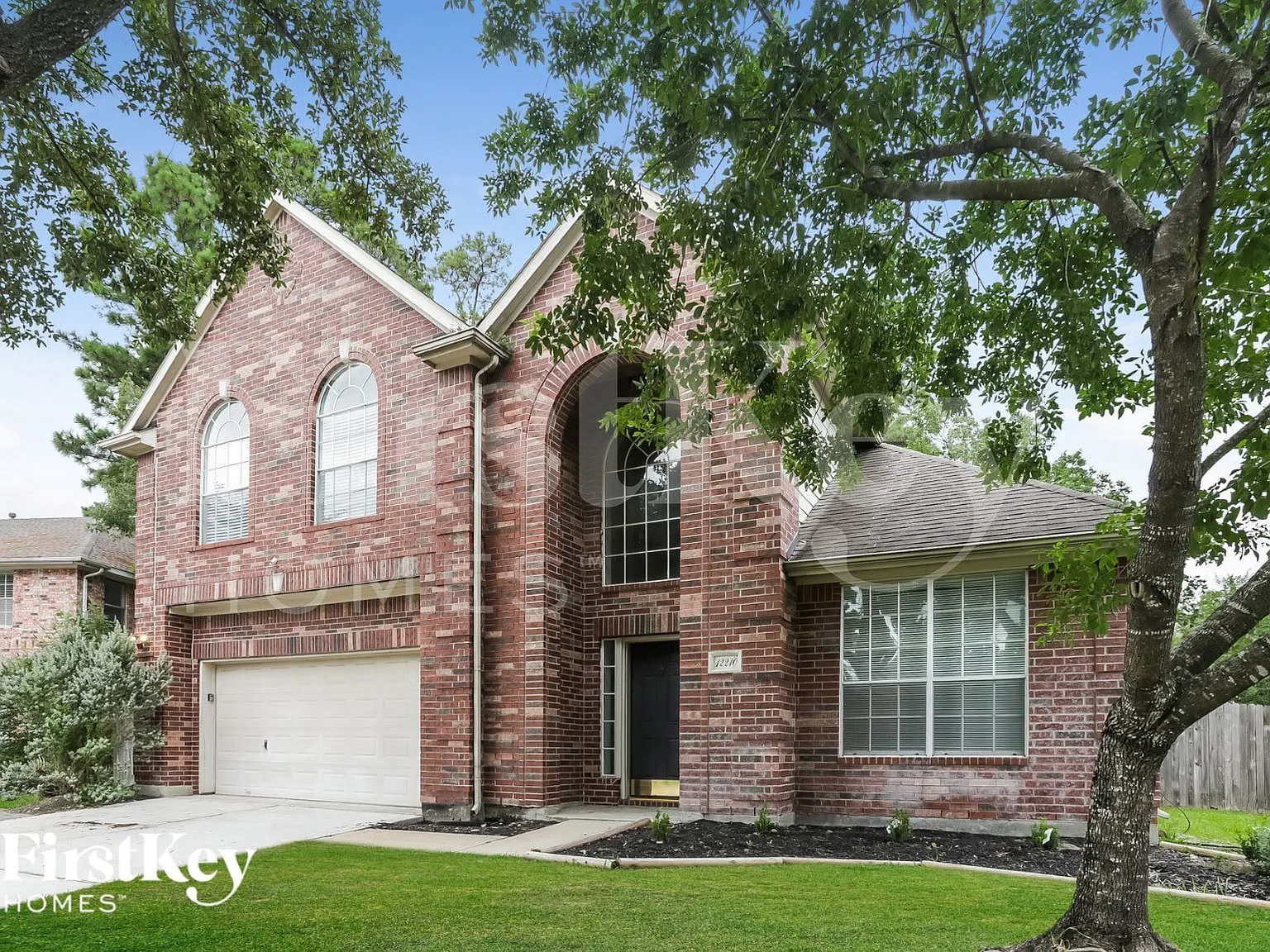 4 bed, 2.5 bath, 2575 sqft, $2,485 — Photo 2