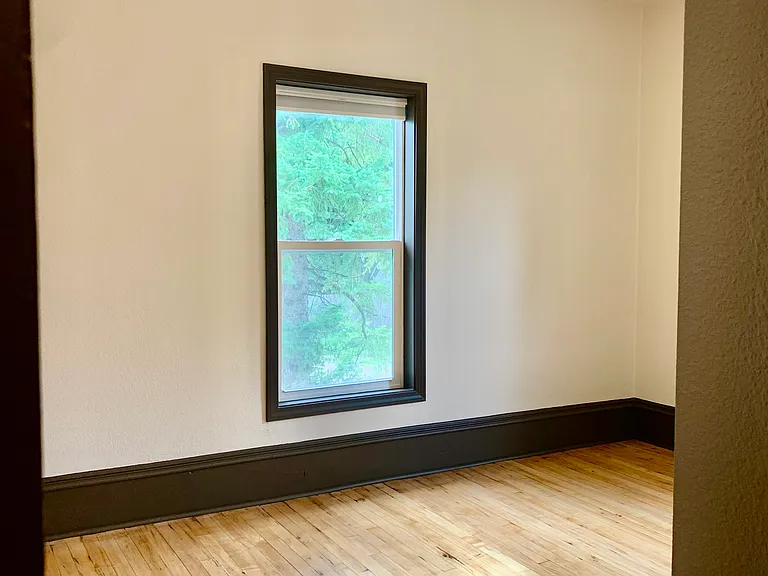 551 Lincoln Ave — Photo 11