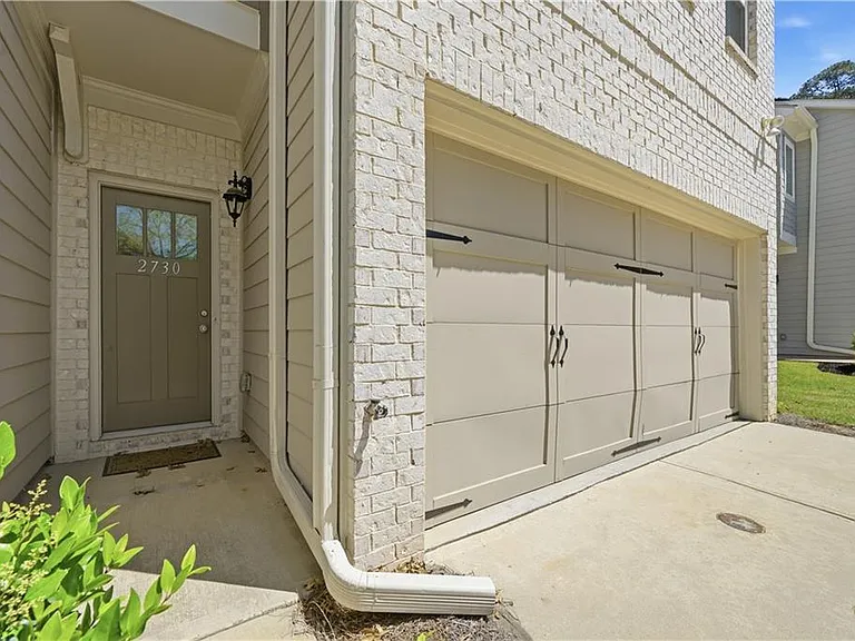 2730 Kemp Ct — Photo 5