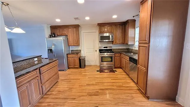 1540 Wildwood Ln — Photo 4