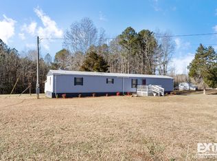 663 Hall Rd, La Crosse, VA 23950