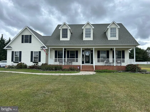 13 Two Penny Run W, Pilesgrove, NJ 08098