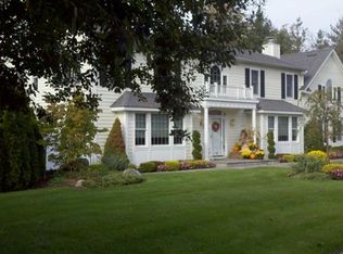 155 Country Club Rd, Pelham, NY 10803