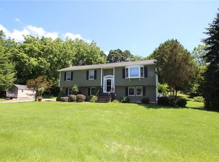 6 Ridgeview Ter, Brookfield, CT 06804