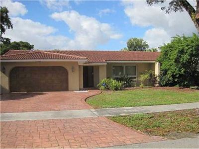 13940 Leaning Pine Dr, Miami Lakes, FL, 33014