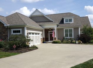 5898 Chermont St NW, Canton, OH 44718