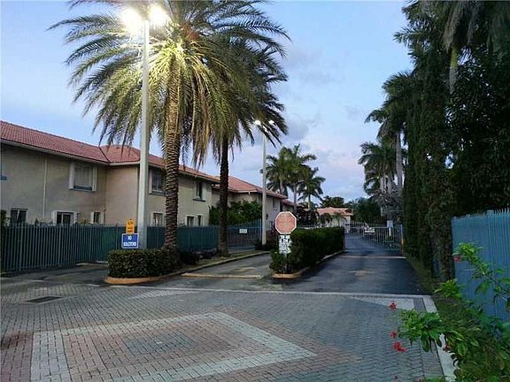 2nd image of 351 NW 82nd Ave APT 1117