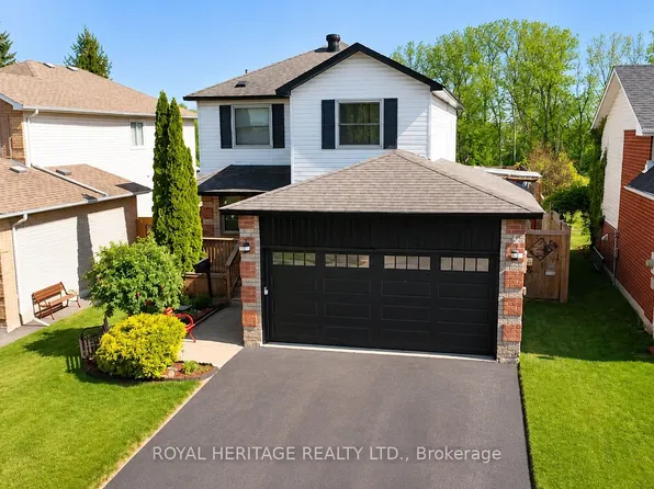 23 Hooper Sq, Clarington, ON L1C 4X7
