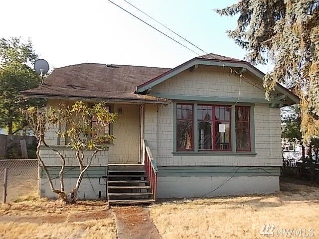 1st image of 627 Ellinor Ave