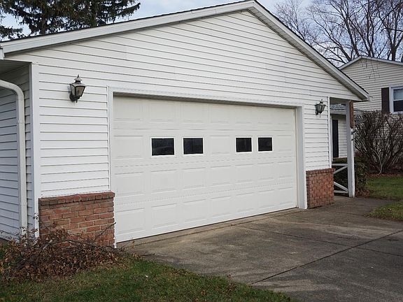 5th image of 2805 Park Ln