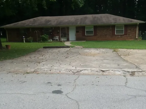 112 Burkshire Ct #B, Jonesboro, GA 30236