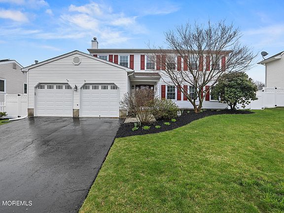 2nd image of 838 Pioneer Drive