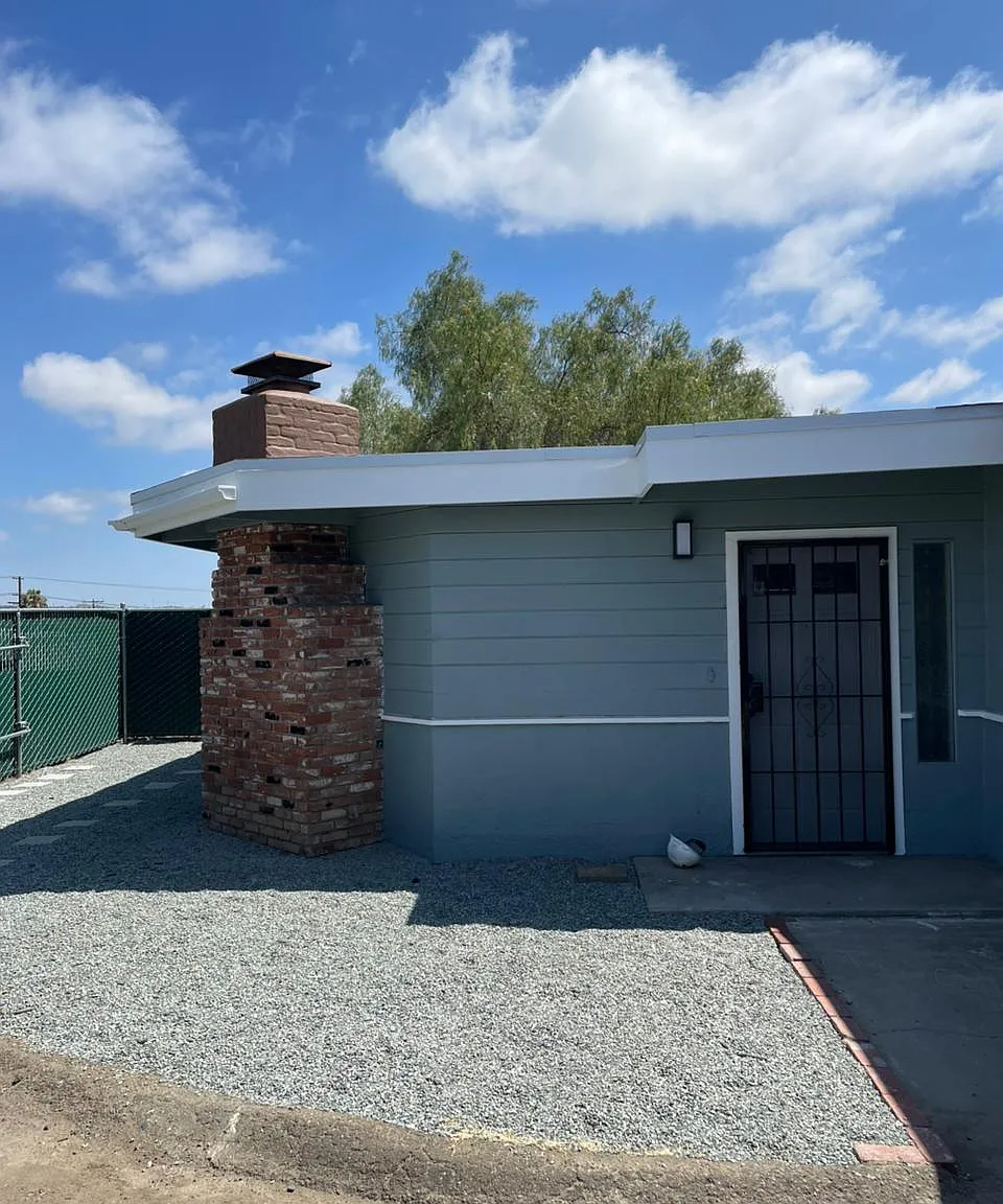 2 bed, $2,599 — Photo 1