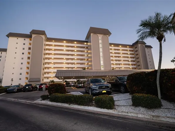 5130 Brittany Dr S APT 807, Saint Petersburg, FL 33715