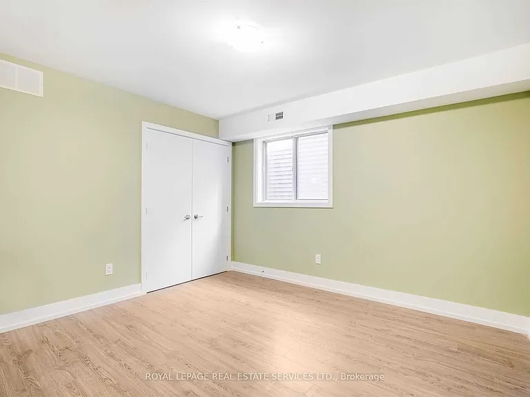 86 Givins St #MAIN — Photo 12