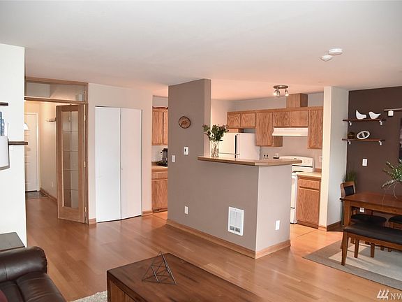 2nd image of 5004 168th St SW APT D