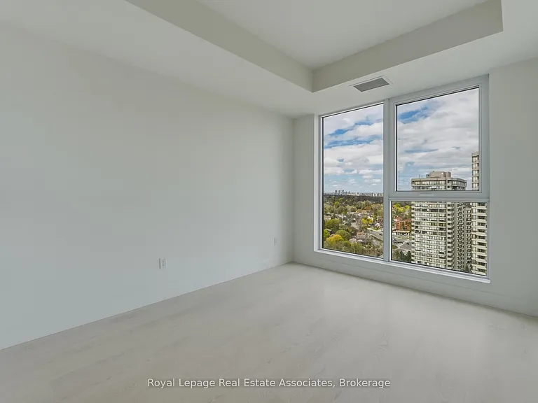 25 Cordova Ave #1914 — Photo 6