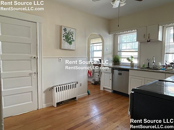 4th image of 97 Yale St #87