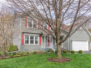 209 Isleview Dr, Oswego, IL