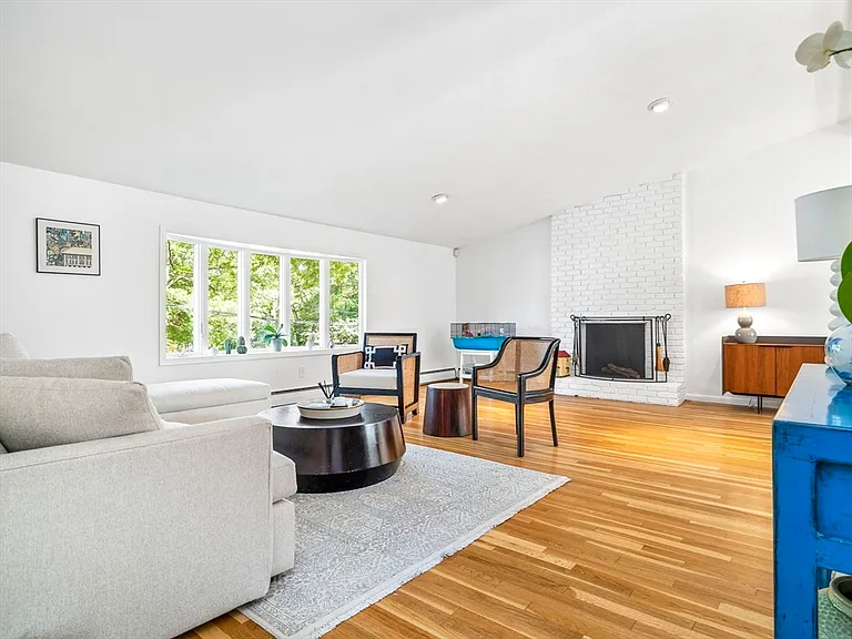 6 Nelson Dr — Photo 12