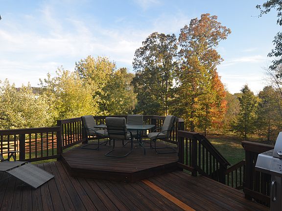 3rd image of 117 Nalls Ct