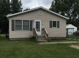 705 E Timber St, Pontiac, IL 61764