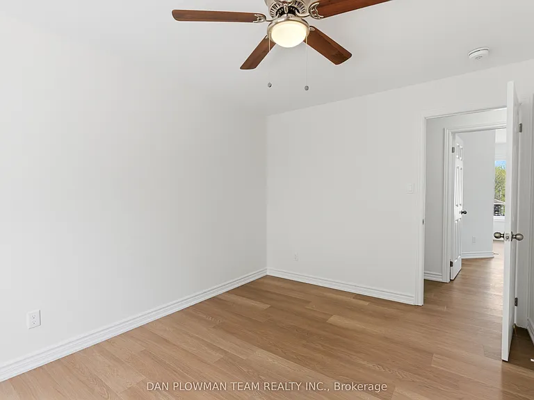 176 Nassau St #1 — Photo 17