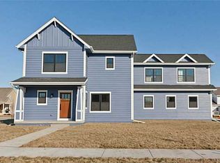 1614 SW 18th St, Ankeny, IA 50023