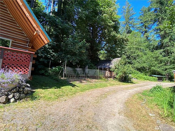 3rd image of 16207 318th Ave NE