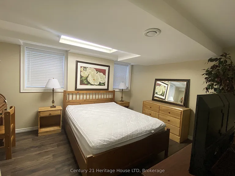 6042 Culp St #LOWER — Photo 11