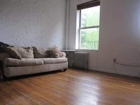 Rented by Centric New York | media 33