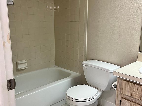 5th image of 5048 Terrace Palms Cir Unit 201