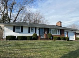 531 Ripplewood Dr, Rochester, NY 14616