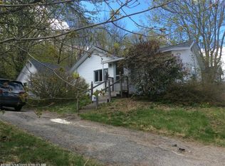 34 Grant St, Ellsworth, ME 04605