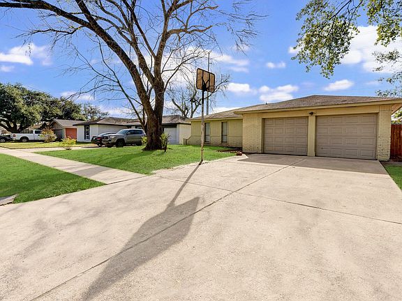 2nd image of 7803 Bunker Wood Ln