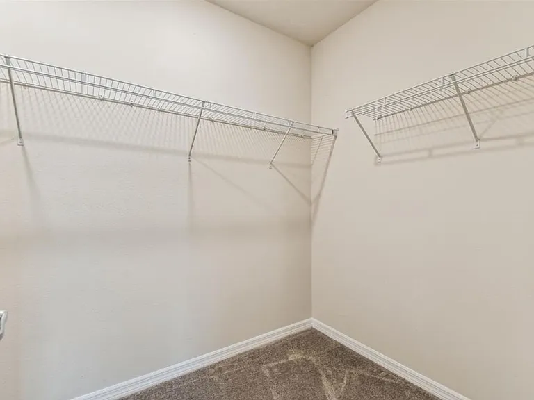 3895 Capri Coast Dr — Photo 10