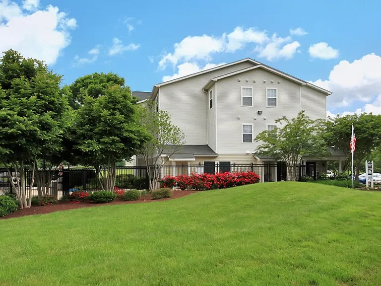 Culpeper Commons Apartments — Photo 2