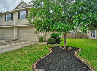 341 Brandy Ridge Ln, Dickinson, TX 77539