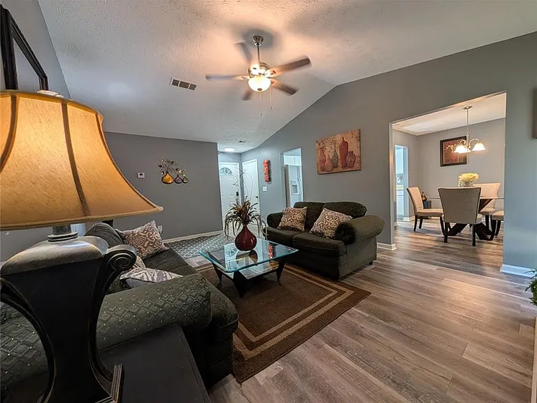 2470 Corner Shoals Dr — Photo 19