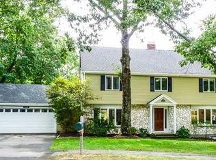 40 Canavan Cir, Needham, MA 02492