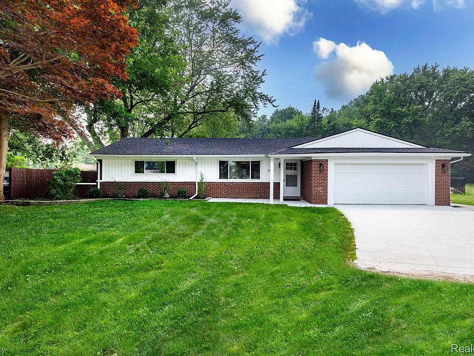 1st image of 45471 Abington Cir