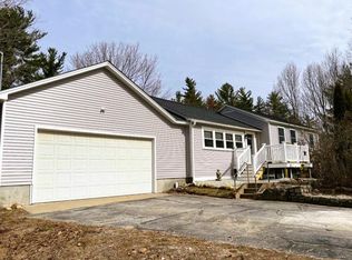 709 Clough Mill Rd, Pembroke, NH 03275