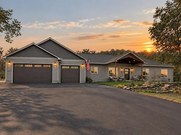 4873 Old Stage Rd, Central Point, OR 97502