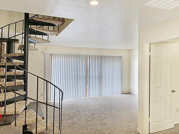 5th image of 531 Ortiz Dr SE APT C