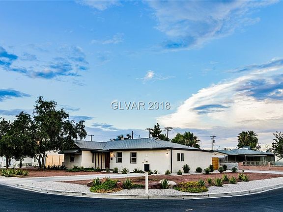 3rd image of 1049 Yucca Ave