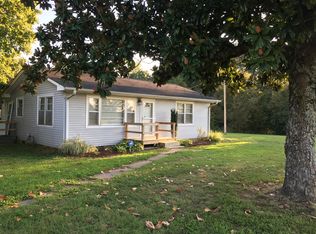 1082 New Flanagan Rd, Lexington, TN 38351