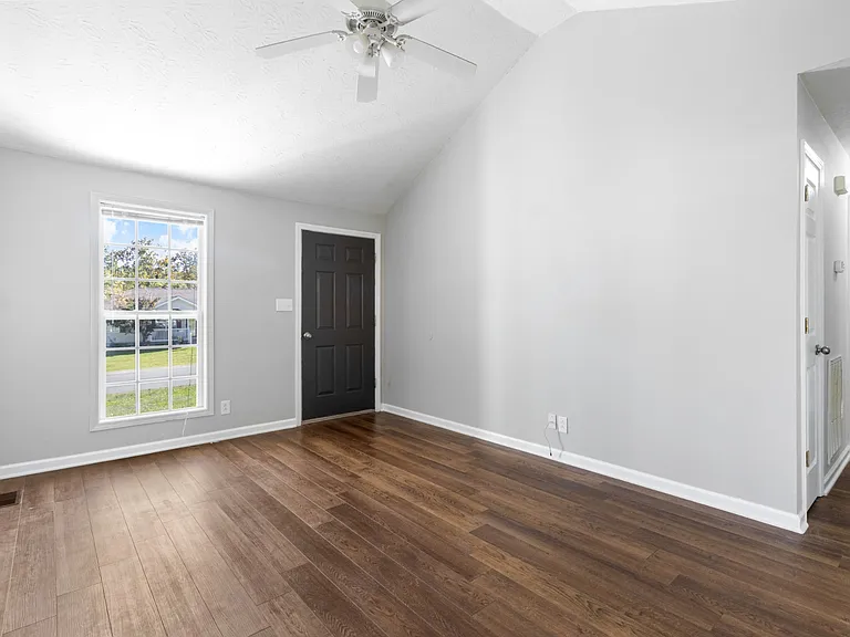 2766 Applemill Ct — Photo 11